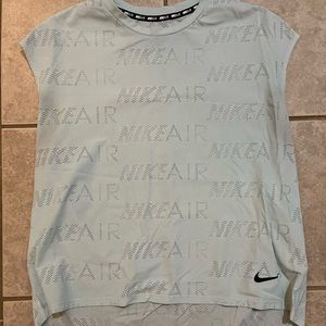 Nike dry fit mesh t-shirt size L